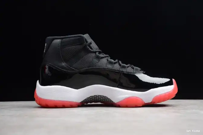 11 378037-010 Air Jordan (2012) Retro Bred 0525